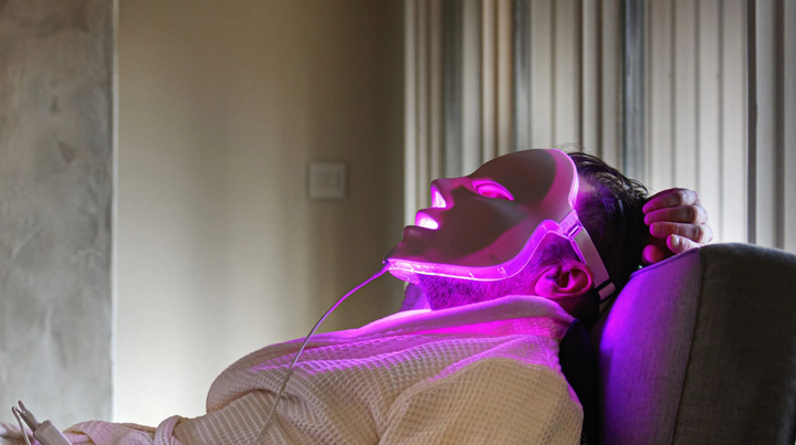 BENEFITS OF LED FACE MASKS